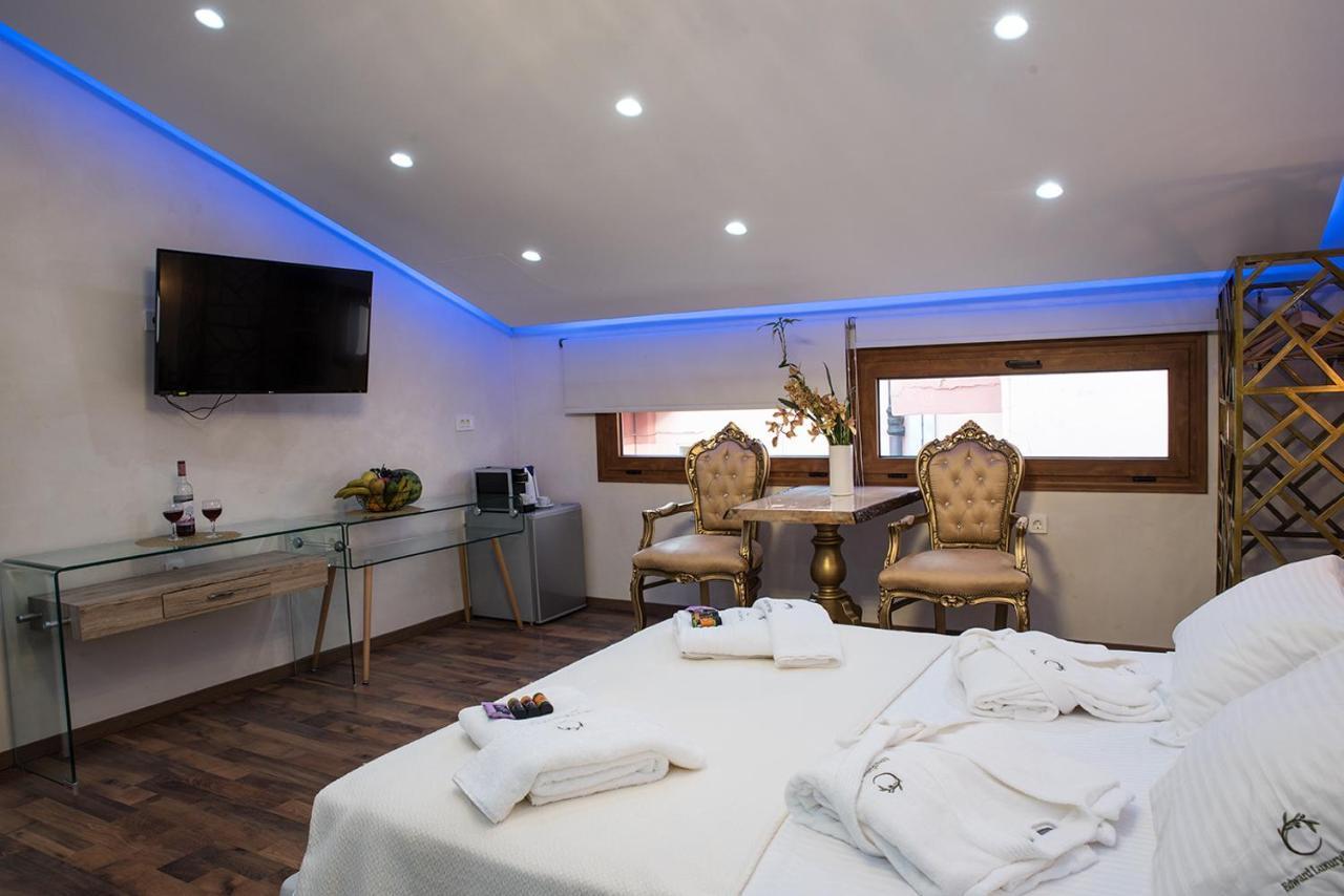 Edward Luxury Suites 干尼亞 外观 照片