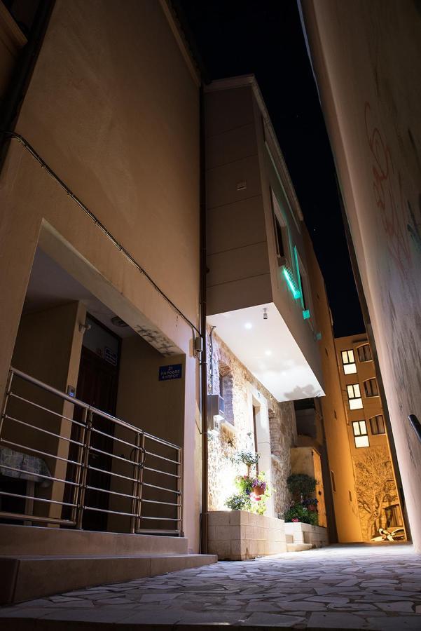 Edward Luxury Suites 干尼亞 外观 照片