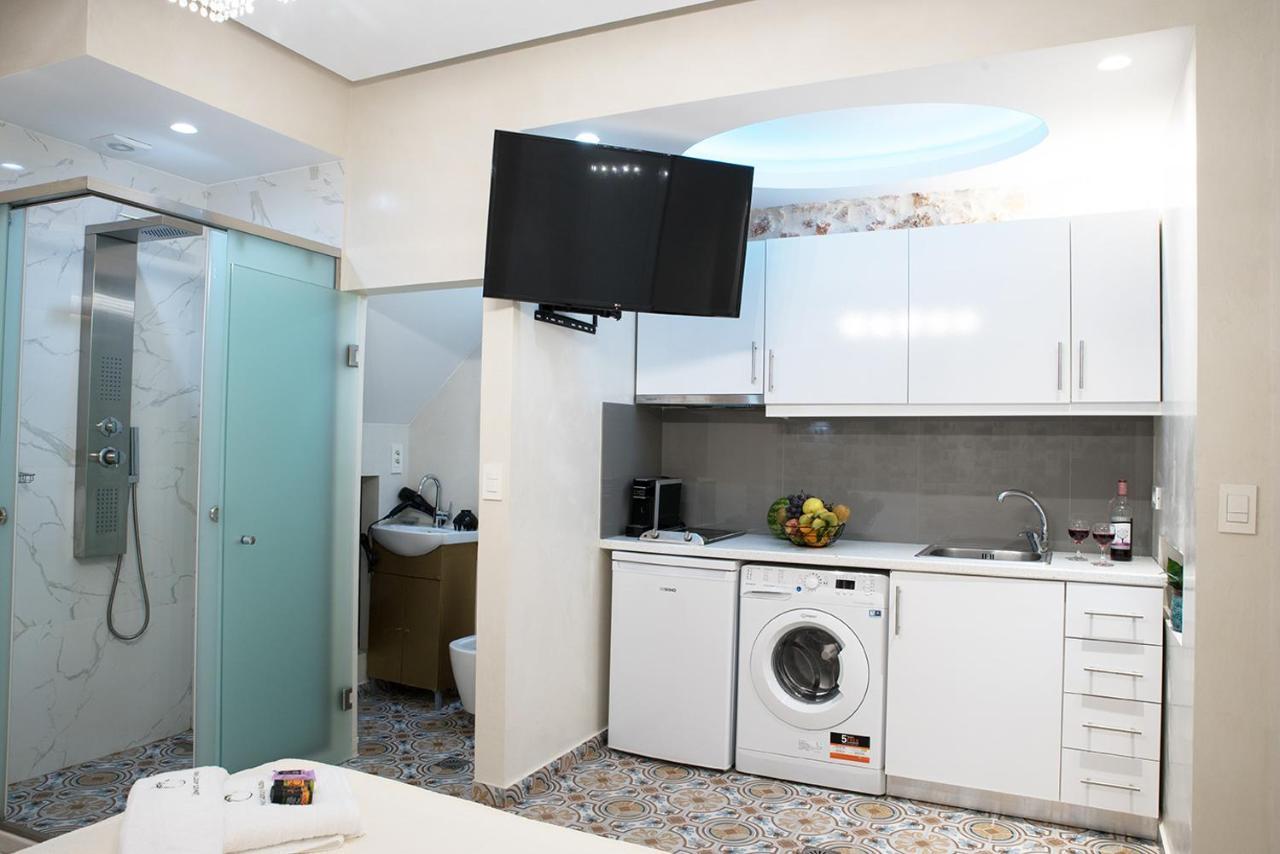 Edward Luxury Suites 干尼亞 外观 照片