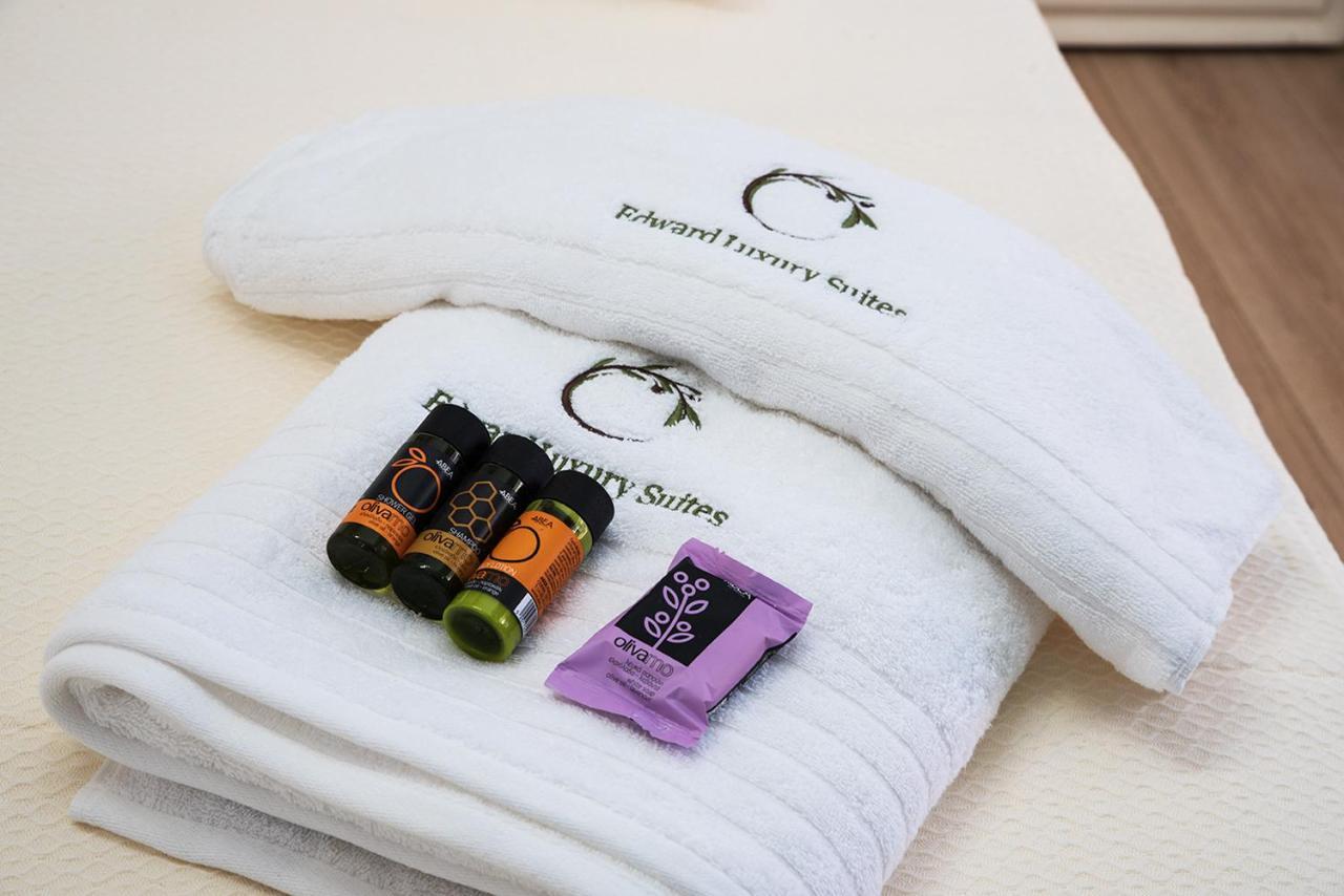 Edward Luxury Suites 干尼亞 外观 照片